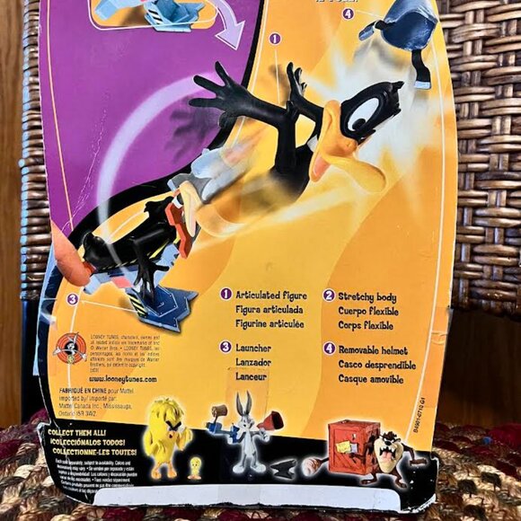 Looney Tunes "Back in Action" DAFFY (Launchin' Action!) - Picture 4 of 5